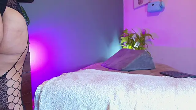 jade brunnette online show from 05-16-26, 07:45