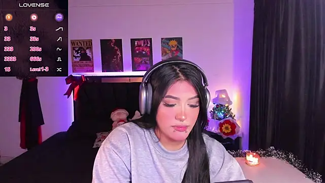 Mariana Hasper  online show from 12-15-25, 07:23