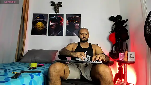 Snapshot of Hardboy_latin chatting on 05-20-26, 03:02 Hardboy latin online show from 05-20-26, 03:02