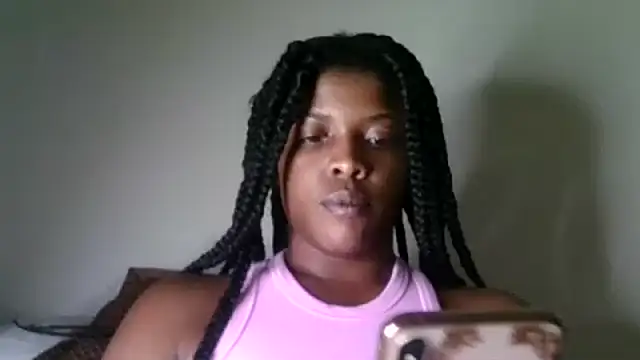 Snapshot of CaramelGoddessxoxo chatting on 07-23-26, 02:20 CaramelGoddessxoxo online show from 07-23-26, 02:20