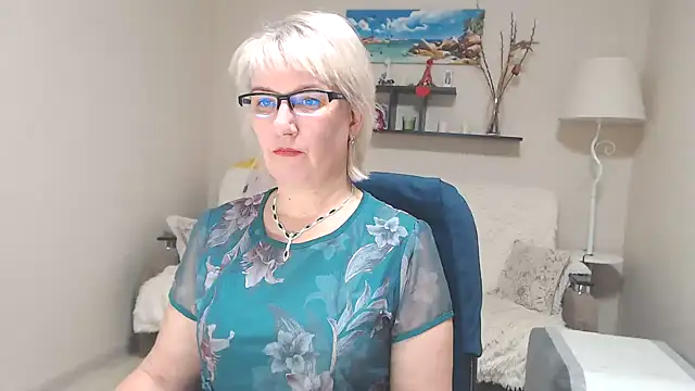 FleurMays online show from 12-04-24, 04:43