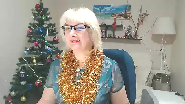 FleurMays online show from 01-05-25, 04:47