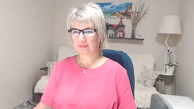 FleurMays online show from 10-13-25, 05:18