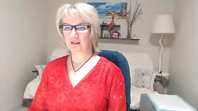 FleurMays online show from 02-04-26, 05:13