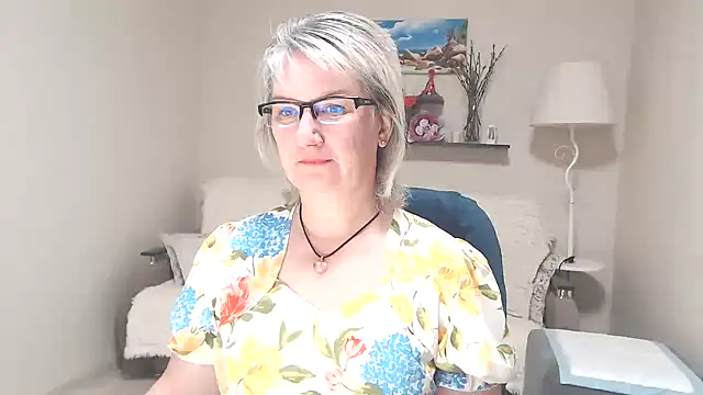FleurMays online show from 06-20-26, 03:31