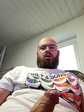 azagoul222 online show from 11-24-25, 04:07