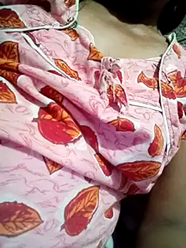 Snapshot of Gautami-telugu chatting on 02-25-25, 03:27 Gautami-telugu online show from 02-25-25, 03:27