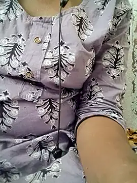 Snapshot of Gautami-telugu chatting on 03-06-25, 06:30 Gautami-telugu online show from 03-06-25, 06:30