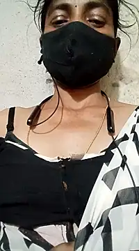 Snapshot of Gautami-telugu chatting on 03-06-25, 11:03 Gautami-telugu online show from 03-06-25, 11:03