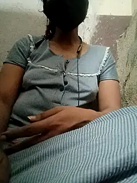 Snapshot of Gautami-telugu chatting on 03-14-25, 05:13 Gautami-telugu online show from 03-14-25, 05:13