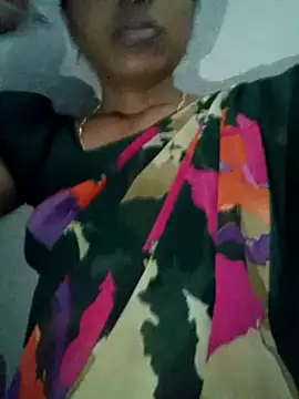 Snapshot of Gautami-telugu chatting on 09-13-25, 09:53 Gautami-telugu online show from 09-13-25, 09:53