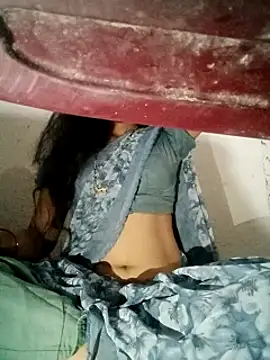 Snapshot of Gautami-telugu chatting on 09-13-25, 10:42 Gautami-telugu online show from 09-13-25, 10:42