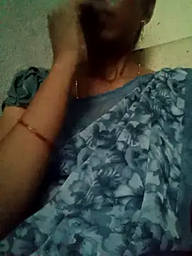 Snapshot of Gautami-telugu chatting on 09-15-25, 02:33 Gautami-telugu online show from 09-15-25, 02:33