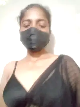 Snapshot of Gautami-telugu chatting on 09-18-25, 12:01 Gautami-telugu online show from 09-18-25, 12:01