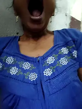 Snapshot of Gautami-telugu chatting on 09-27-25, 03:00 Gautami-telugu online show from 09-27-25, 03:00