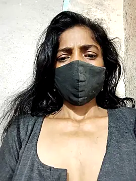 Snapshot of Gautami-telugu chatting on 10-08-25, 12:30 Gautami-telugu online show from 10-08-25, 12:30