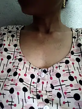 Snapshot of Gautami-telugu chatting on 10-11-25, 09:57 Gautami-telugu online show from 10-11-25, 09:57