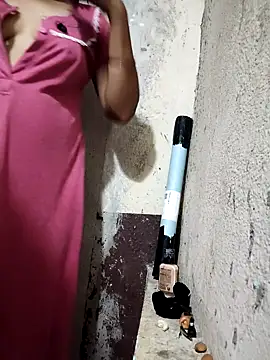 Snapshot of Gautami-telugu chatting on 10-17-25, 06:10 Gautami-telugu online show from 10-17-25, 06:10