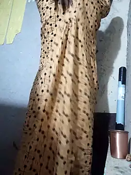 Snapshot of Gautami-telugu chatting on 10-22-25, 06:57 Gautami-telugu online show from 10-22-25, 06:57