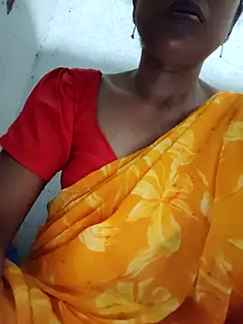 Snapshot of Gautami-telugu chatting on 10-24-25, 09:00 Gautami-telugu online show from 10-24-25, 09:00