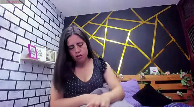 kathina giraldo online show from 01-10-25, 12:36