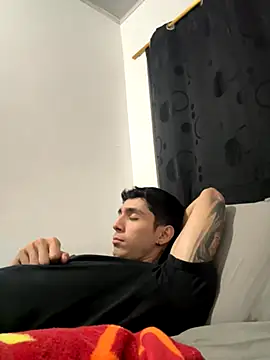 OliverBennet online show from 10-26-25, 12:27