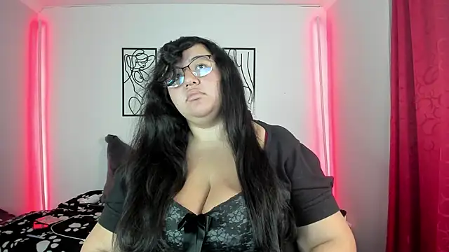 RubyPirsso18 online show from 12-31-24, 09:17