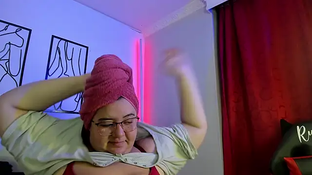 RubyPirsso18 online show from 01-17-25, 07:05