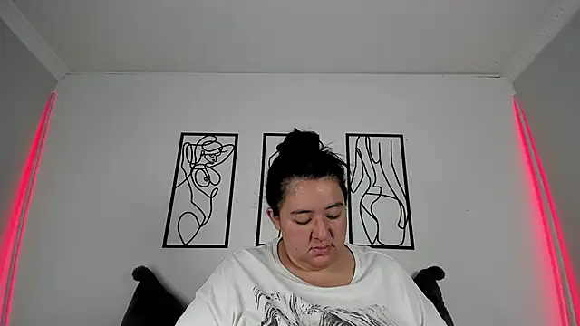 RubyPirsso18 online show from 11-10-25, 07:57