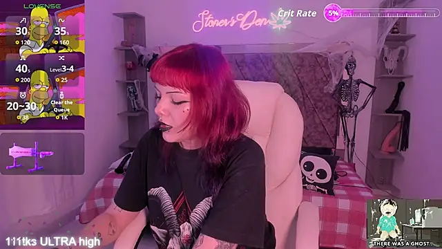 Snapshot of Sarah-Stoner chatting on 11-05-25, 08:31 Sarah-Stoner online show from 11-05-25, 08:31