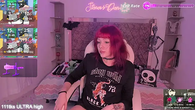 Snapshot of Sarah-Stoner chatting on 11-12-25, 08:41 Sarah-Stoner online show from 11-12-25, 08:41