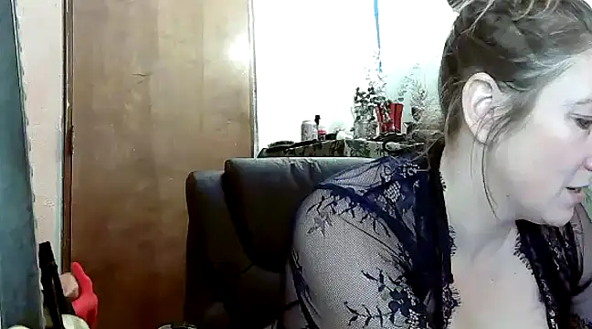lilyhornyhousewife online show from 12-16-24, 04:55