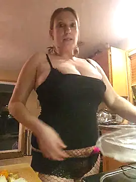lilyhornyhousewife online show from 02-21-25, 07:45