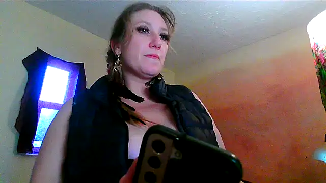 lilyhornyhousewife online show from 02-26-25, 04:45