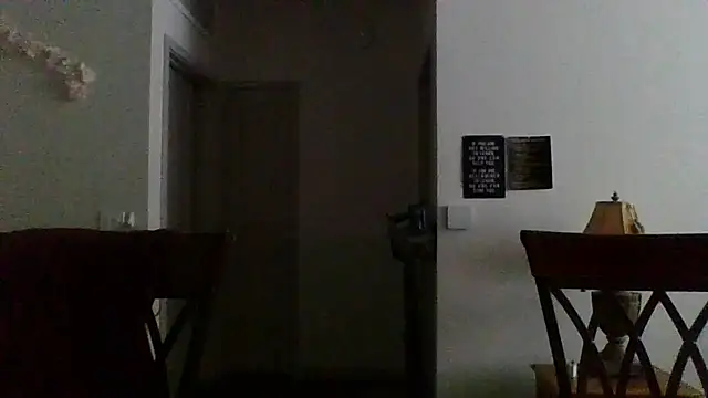 Snapshot of cinnaminnie chatting on 09-21-25, 04:52 cinnaminnie online show from 09-21-25, 04:52