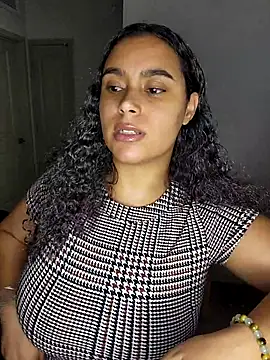 cinnaminnie online show from 01-06-26, 08:12