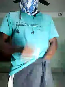 Hunter boy9 online show from 01-17-25, 04:26