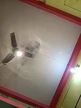 Hunter boy9 online show from 11-23-25, 11:48