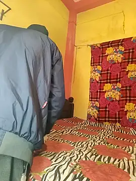 Hunter boy9 online show from 12-17-25, 12:05