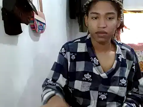 miriam775 online show from 02-18-25, 03:10
