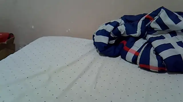 Snapshot of Just_Karu chatting on 07-12-26, 03:25 Just Karu online show from 07-12-26, 03:25