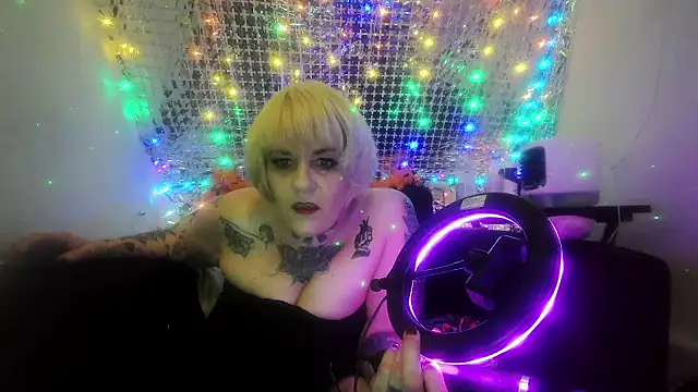 Hunniebunnie78 online show from 07-26-26, 03:04