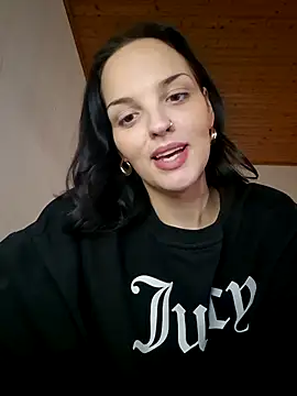 Snapshot of Jujuicy_97 chatting on 02-01-25, 07:47 Jujuicy 97 online show from 02-01-25, 07:47