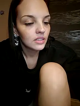 Snapshot of Jujuicy_97 chatting on 02-21-25, 04:26 Jujuicy 97 online show from 02-21-25, 04:26