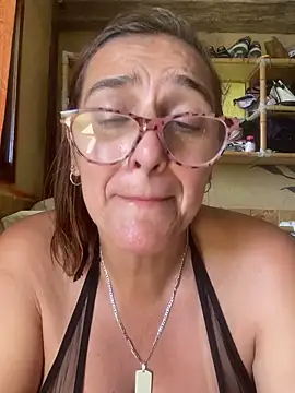 anastasia and jordan online show from 02-08-25, 12:17