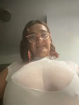 anastasia and jordan online show from 09-30-25, 09:14