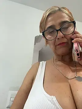 Snapshot of anastasia_and_jordan chatting on 04-19-26, 06:32 anastasia and jordan online show from 04-19-26, 06:32