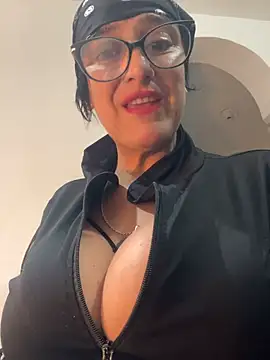 anastasia and jordan online show from 06-24-26, 10:47