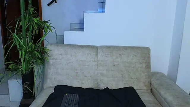 Snapshot of Lorenne_Miller chatting on 03-05-26, 05:36 Lorenne Miller online show from 03-05-26, 05:36