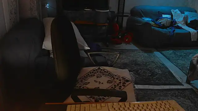 TebaldHot online show from 10-26-25, 12:44